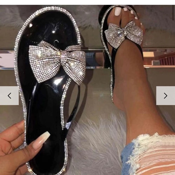 Rhinestone bow, jelly, flip-flops. Black. Never worn. Size 6. - Picture 4 of 7